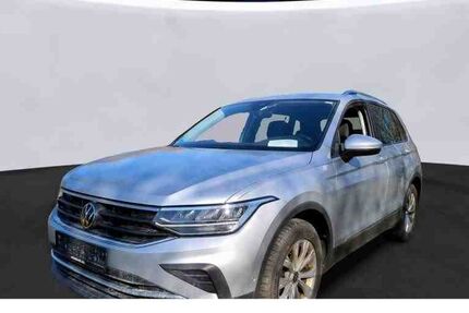 VW Tiguan 95.360 km 24.980 &euro; Weilburg 35781
