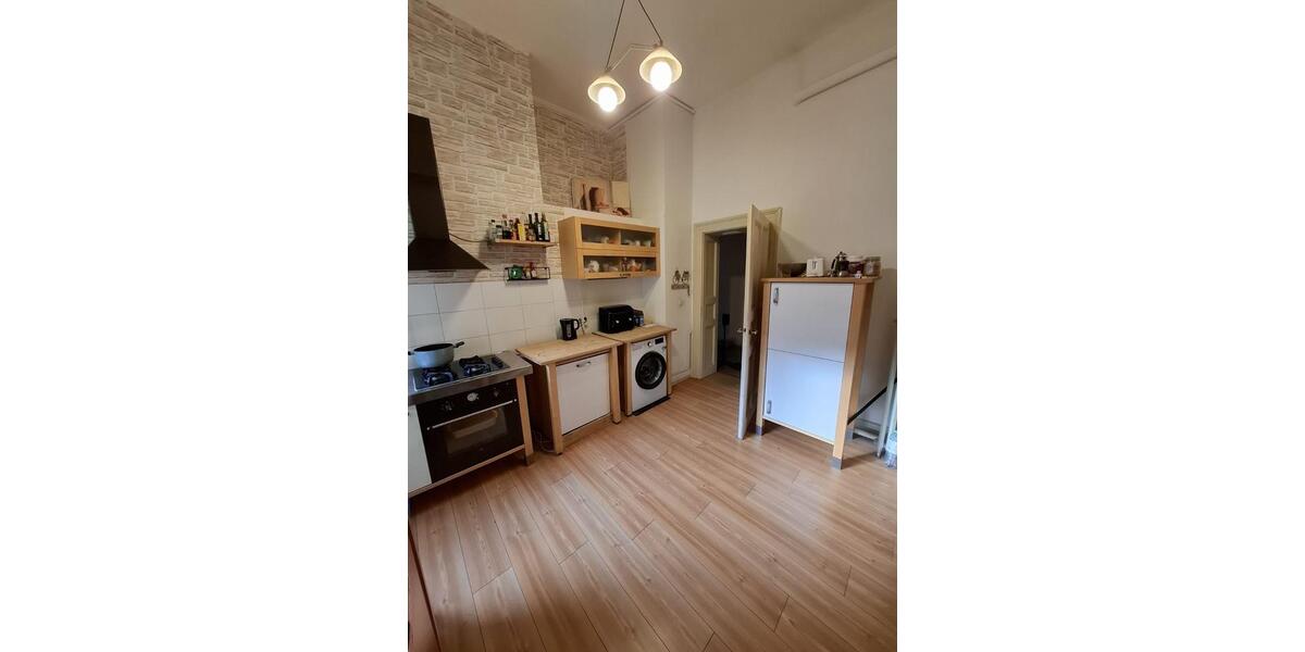 Etagenwohnung Wiesbaden Klarenthal - 5 Zimmer, 180 m&sup2;, 1.860&euro; | Angebot:24570807