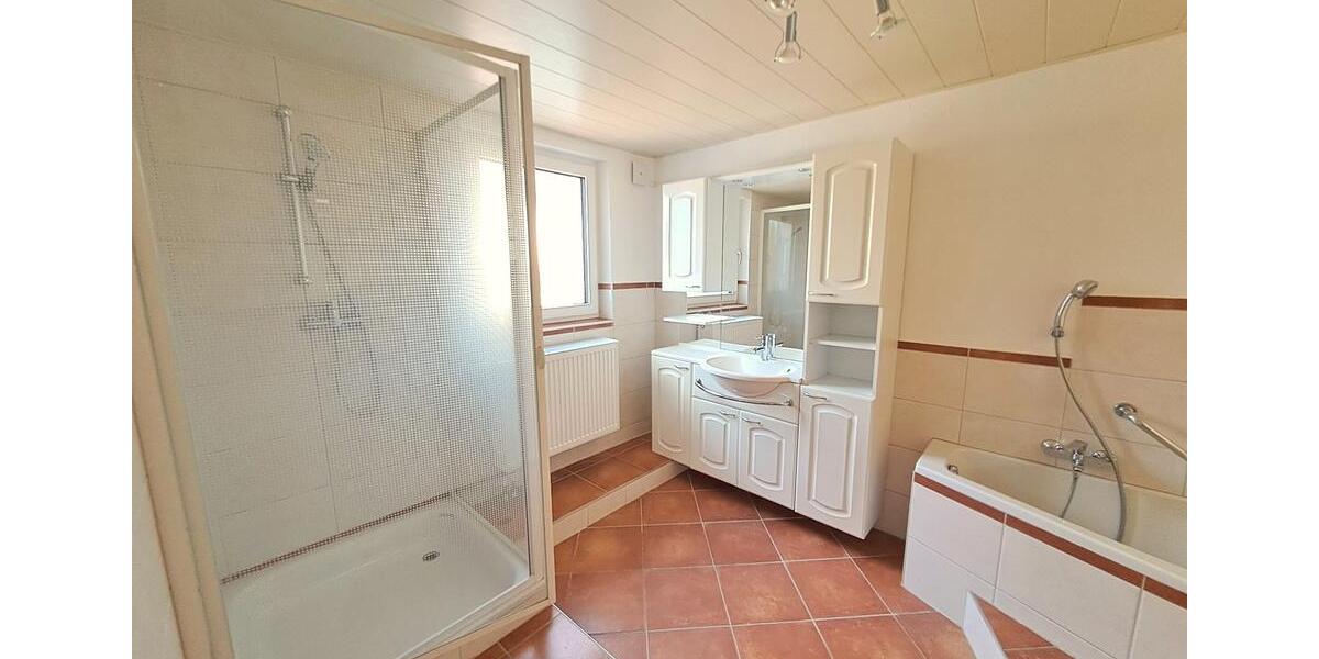 Erdgeschoßwohnung Langfurth - 4 Zimmer, 85 m&sup2;, 750&euro; | Angebot:26597399