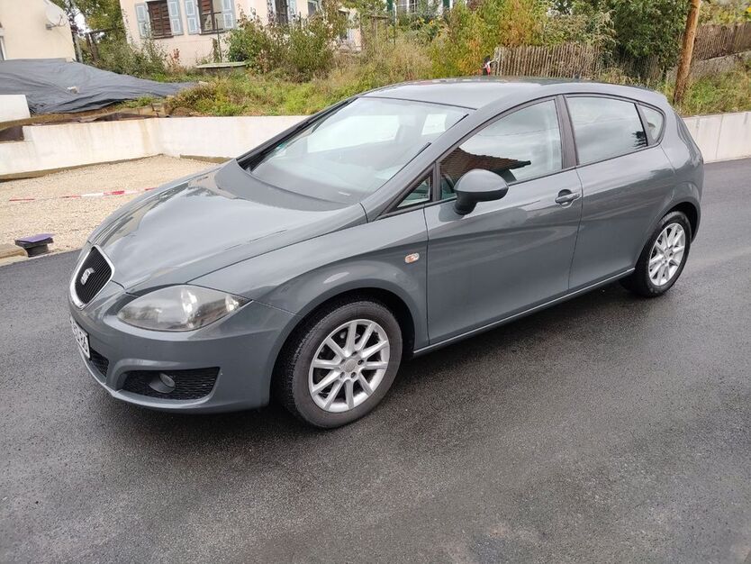 Seat Leon 204.000 km 4.800 € Harburg 86655