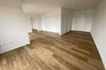 Barrierearme, freundliche 2-Zimmer-Wohnung mit Tiefgaragenstellplatz