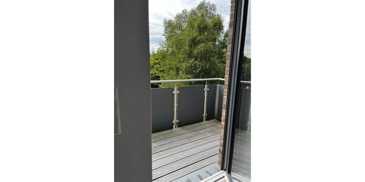 Etagenwohnung Zetel - 3 Zimmer, 73 m&sup2;, 850&euro; | Angebot:26002102