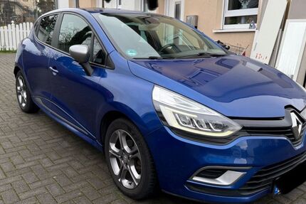 Renault Clio 107.000 km 9.900 &euro; Ingelheim am Rhein 55218