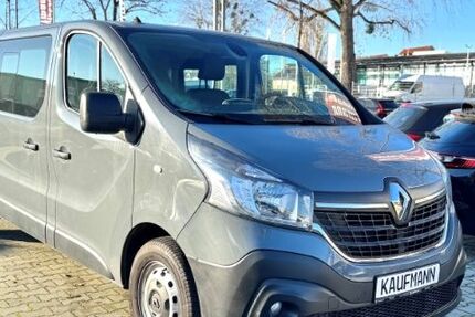 Renault Trafic 64.500 km 27.890 &euro; Berlin 13581