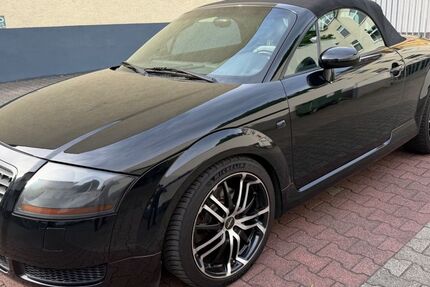 Audi TT 179.000 km 4.490 &euro; Hagen 58135