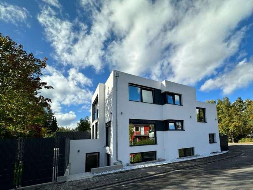 Haus zum Kaufen in Darmstadt 1.350.000 € 280 m²