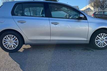 VW Golf 170.885 km 4.599 &euro; Markgröningen 71706