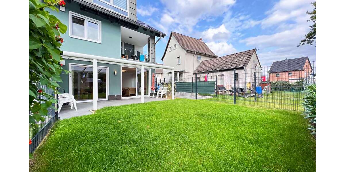Etagenwohnung Niederkassel - 2 Zimmer, 80 m&sup2;, 1.100&euro; | Angebot:26299816
