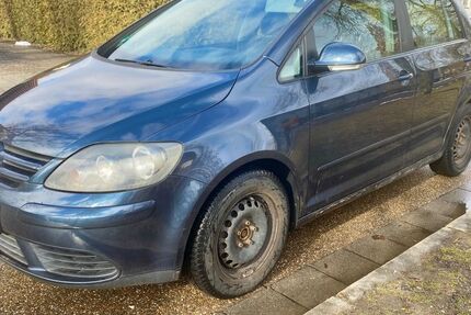 VW Golf Plus 91.400 km 3.700 &euro; Regensburg 93053