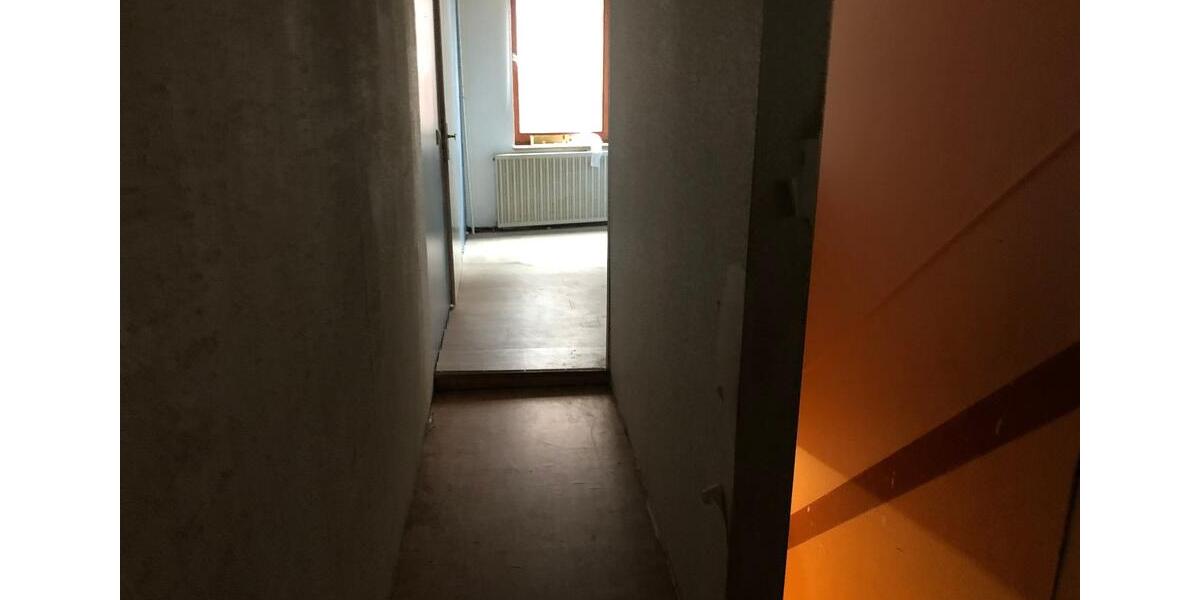 Einfamilienhaus Dassel - 9 Zimmer, 200 m&sup2;, 500&euro; | Angebot:26091813