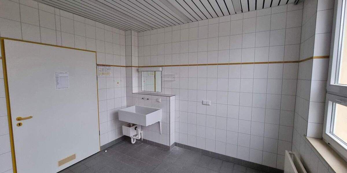 Gewerbeobjekt Stavenhagen OT Basepohl Basepohl - 99.000&euro; | Angebot:25804597