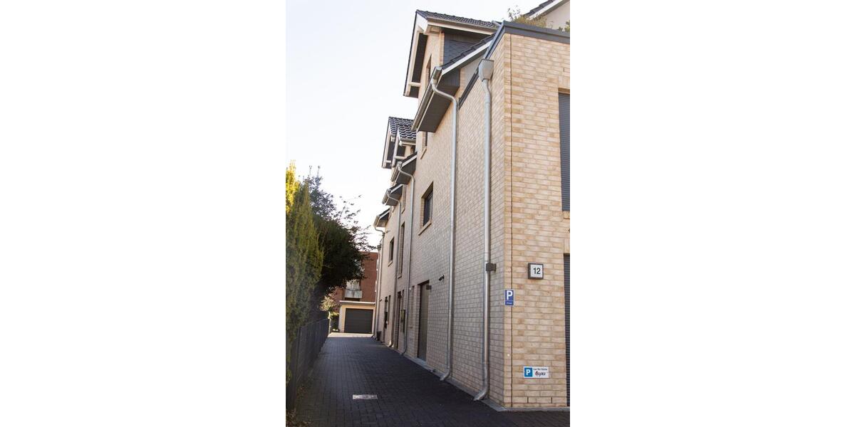 Einfamilienhaus Halstenbek - 5 Zimmer, 134 m&sup2;, 2.000&euro; | Angebot:26647440