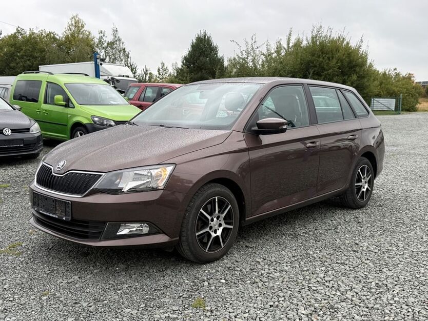Skoda Fabia 92.767 km 9.999 € Hermsdorf/Schleifreisen 07629