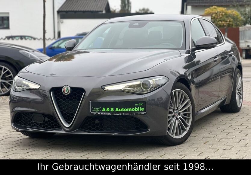 Alfa Romeo Giulia 48.000 km 26.990 € Neuburg/Donau 86633