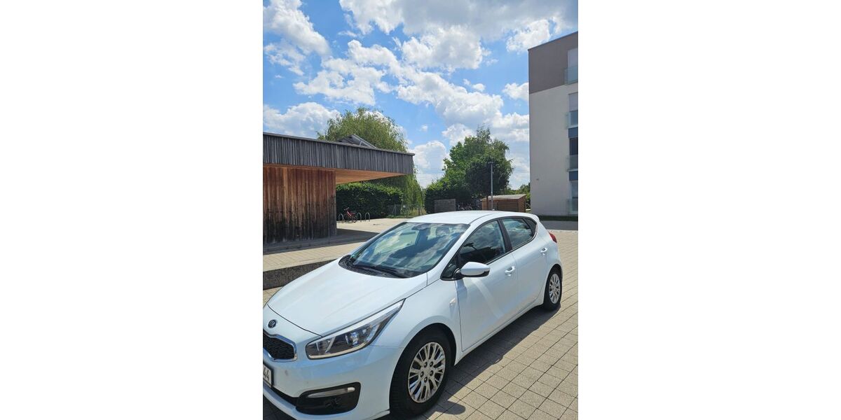 Kia XCeed 77.000 km 9.200 &euro; Ergoldsbach 84061