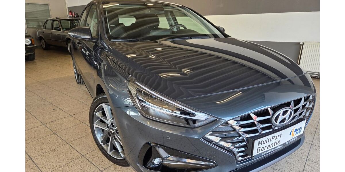 Hyundai i30 41.932 km 18.790 &euro; Bremen 28259