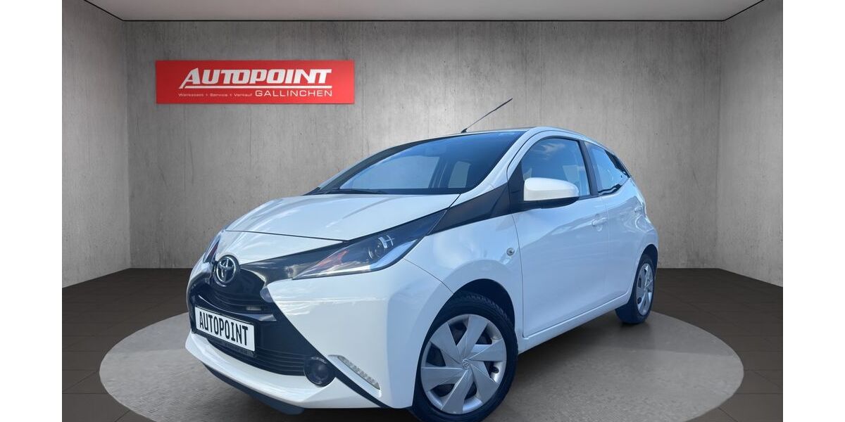 Toyota Aygo (X) 89.950 km 6.900 &euro; Cottbus 03051
