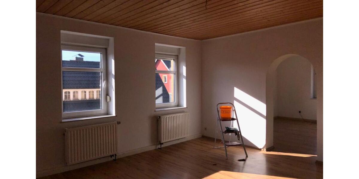 Etagenwohnung Seifhennersdorf - 4 Zimmer, 109 m&sup2;, 580&euro; | Angebot:25839936