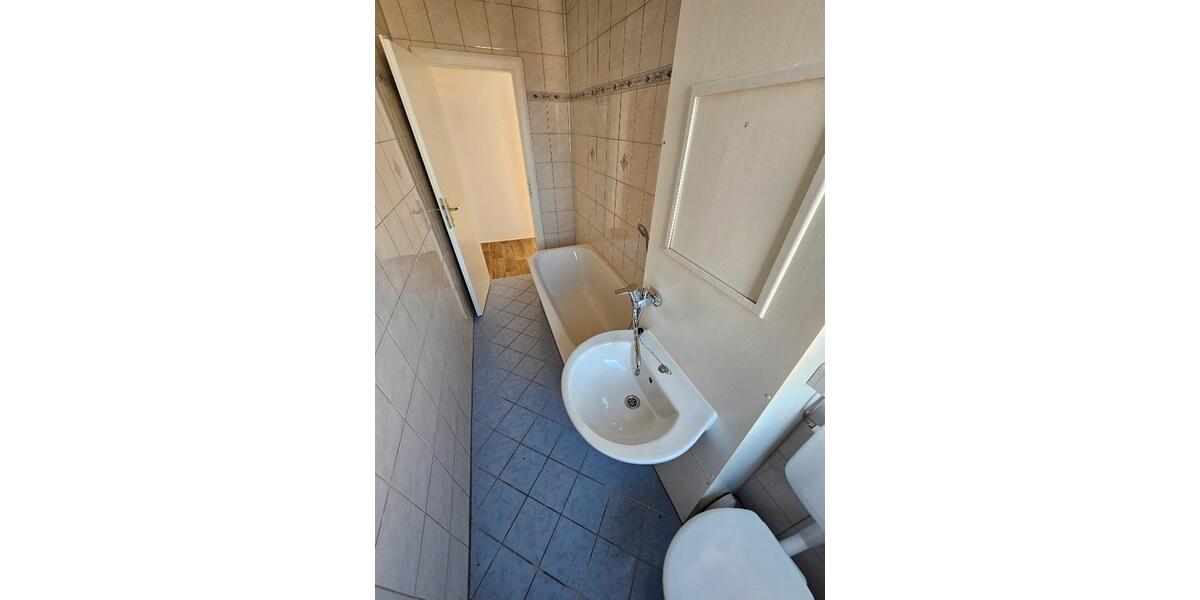 Etagenwohnung Altenburg - 2 Zimmer, 49 m&sup2;, 320&euro; | Angebot:26382369