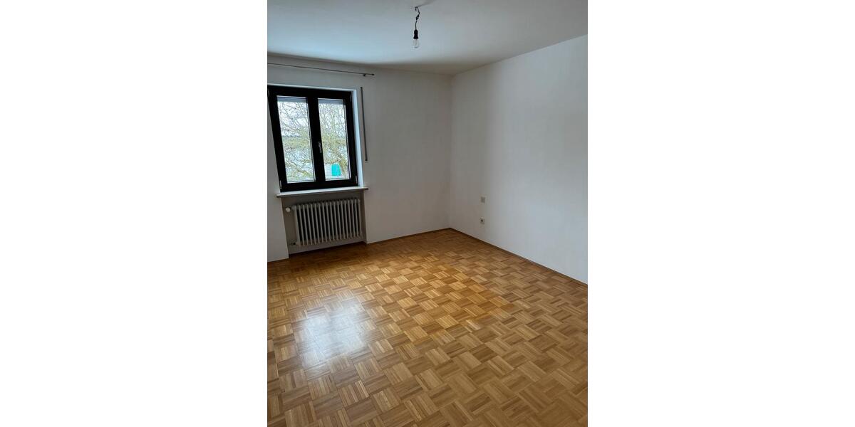 Einfamilienhaus Eichendorf - 6 Zimmer, 140 m&sup2;, 1.100&euro; | Angebot:24555147