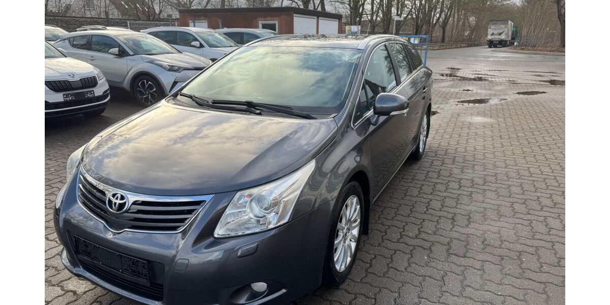 Toyota Avensis 175.000 km 4.800 &euro; Winsen (Luhe) 21423
