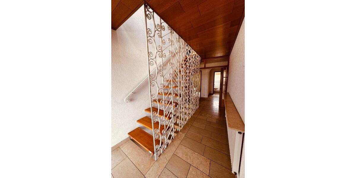 Einfamilienhaus Büdingen - 8 Zimmer, 178 m&sup2;, 395.000&euro; | Angebot:26612295