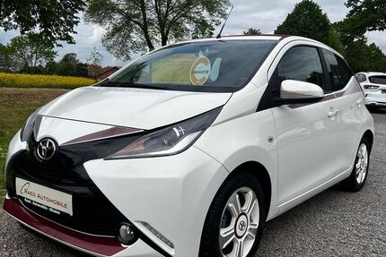 Toyota Aygo (X) 35.470 km 8.990 &euro; Minden 32425