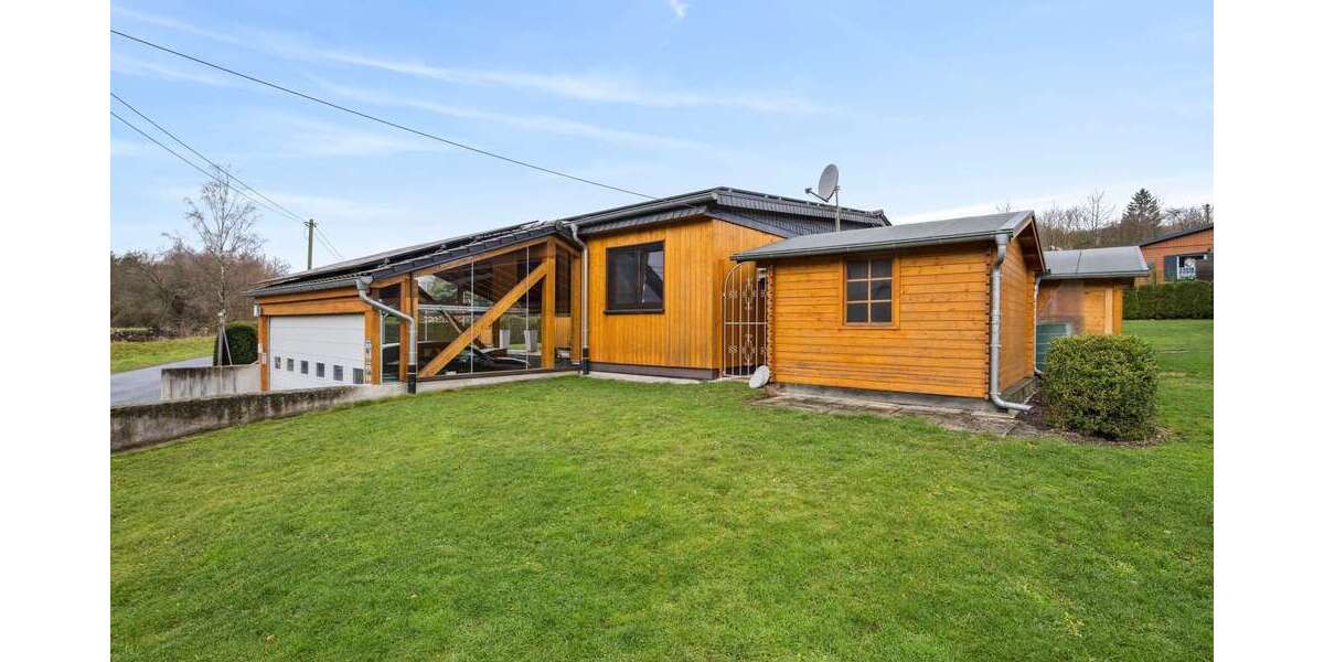 Einfamilienhaus Meschede - 4 Zimmer, 90 m&sup2;, 325.000&euro; | Angebot:24279025