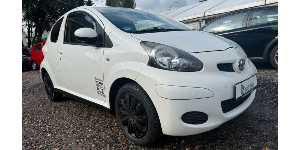 Toyota Aygo (X) 122.647 km 2.990 &euro; Hamburg 22179