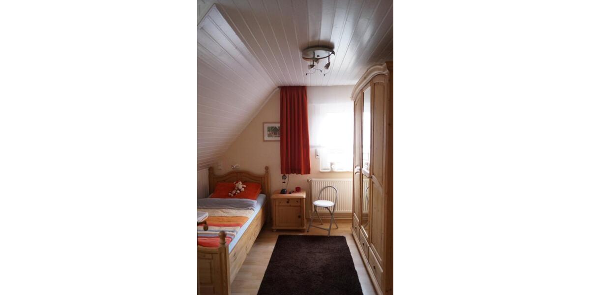 Einfamilienhaus Lingen (Ems) - 6 Zimmer, 104 m&sup2;, 1.100&euro; | Angebot:26215926