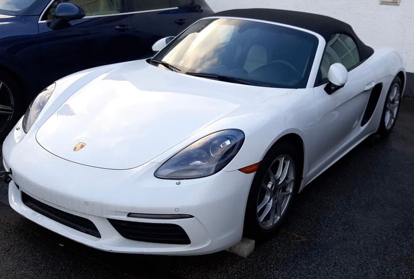 Porsche Boxster 25.000 km 47.500 € Freiburg 79100
