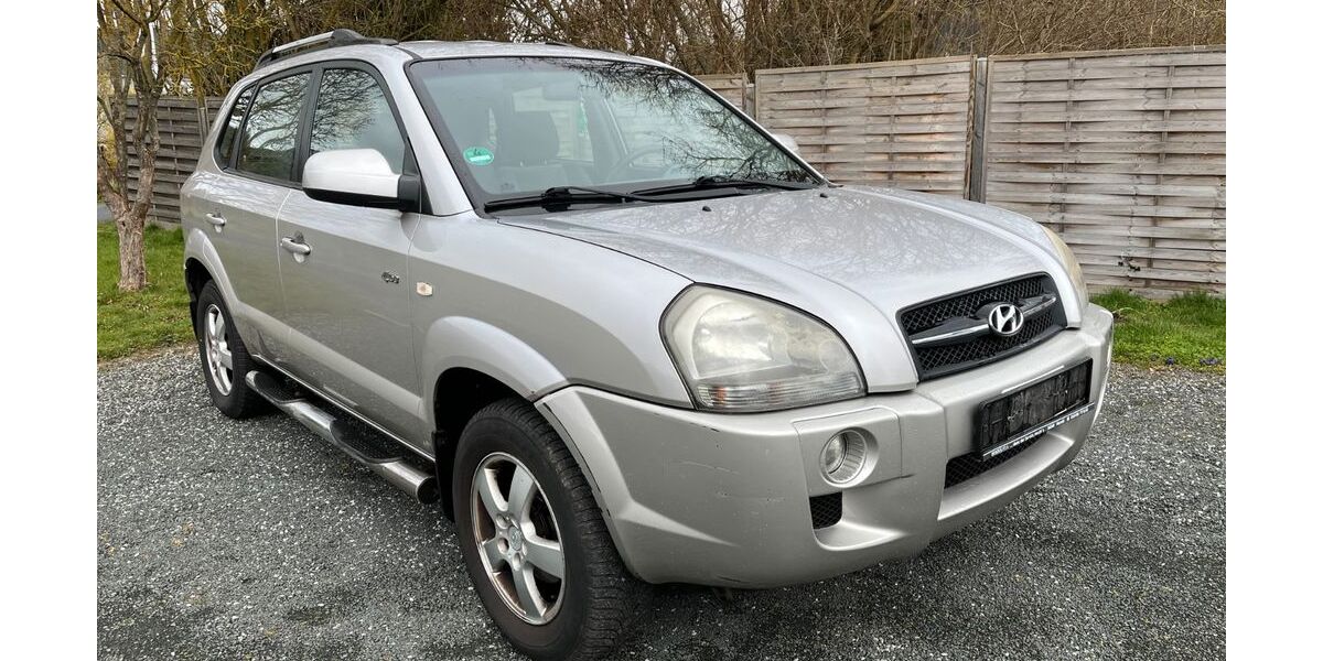 Hyundai TUCSON 174.500 km 1.750 &euro; Dörsdorf 56370