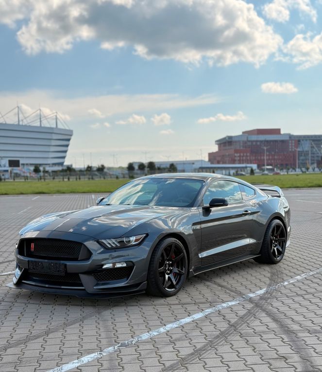 Ford Mustang 36.027 km 94.000 € Braunschweig 38100