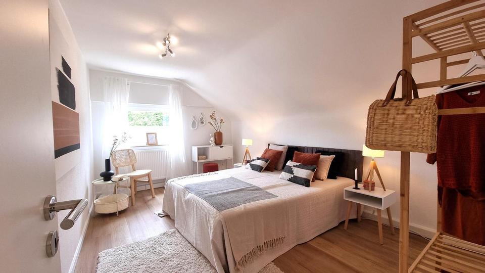 Dachgeschoßwohnung Ditzingen - 2.5 Zimmer, 52 m&sup2;, 970&euro; | Angebot:26007791