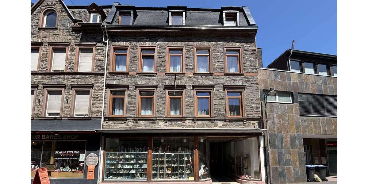 Einfamilienhaus Traben-Trarbach Trarbach - 8 Zimmer, 266 m&sup2;, 699.000&euro; | Angebot:26980343