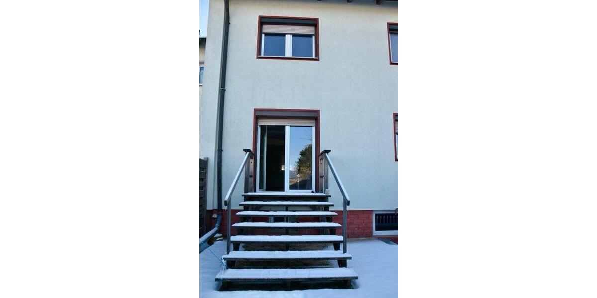 Reihenhaus Lichtenfels - 7 Zimmer, 150 m&sup2;, 267.000&euro; | Angebot:25760201