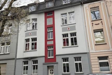 Duisburg Mitte Duissern wunderschöne AltbauWohnung-Hohe Decken