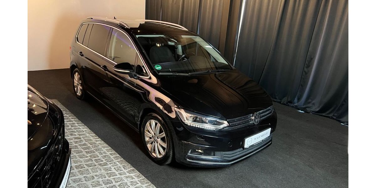 VW Touran 161.000 km 18.990 &euro; Schapen 48480