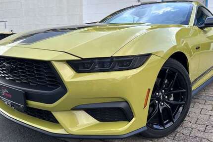 Ford Mustang 15.000 km 33.900 &euro; Unna 59425
