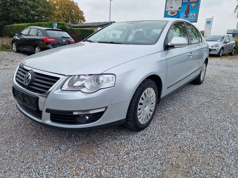 VW Passat 187.245 km 2.490 € Soest 59494