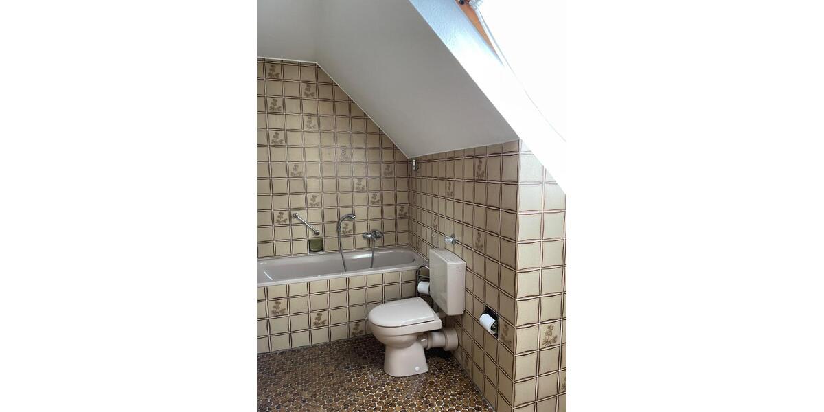 Dachgeschoßwohnung Dortmund Brackel - 1.5 Zimmer, 56 m&sup2;, 540&euro; | Angebot:26296379