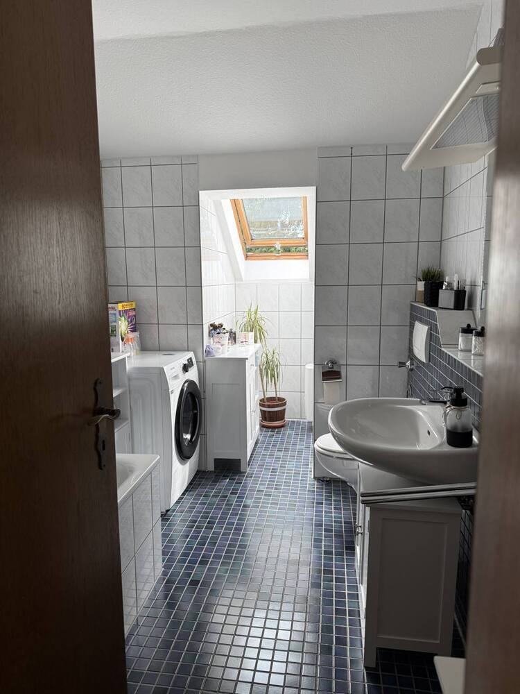 *** WEDOW *** Helle Dachgeschoßwohnung in Roetgen