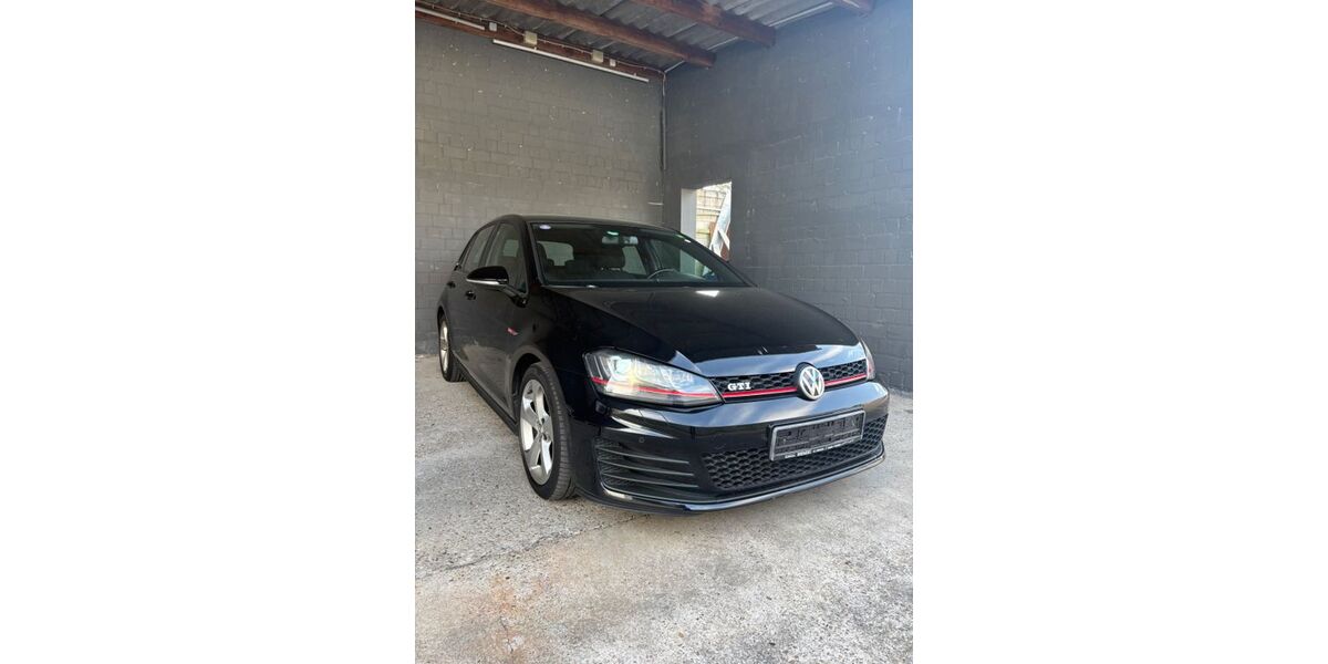VW Golf 103.000 km 14.500 &euro; Worms 67549