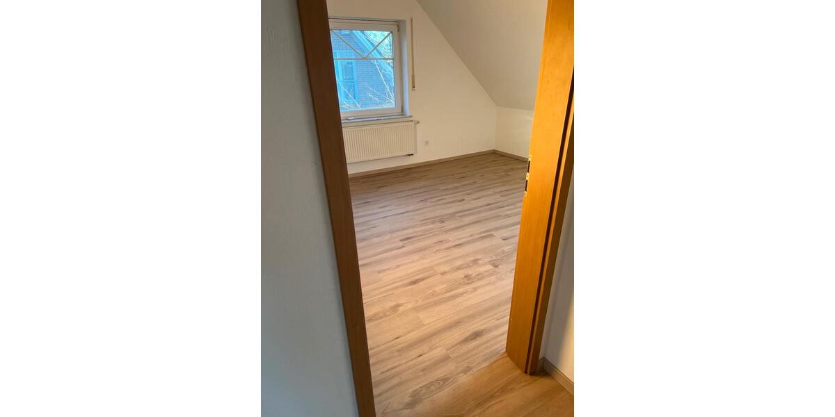 Einfamilienhaus Bockhorn - 6 Zimmer, 140 m&sup2;, 1.350&euro; | Angebot:25334341