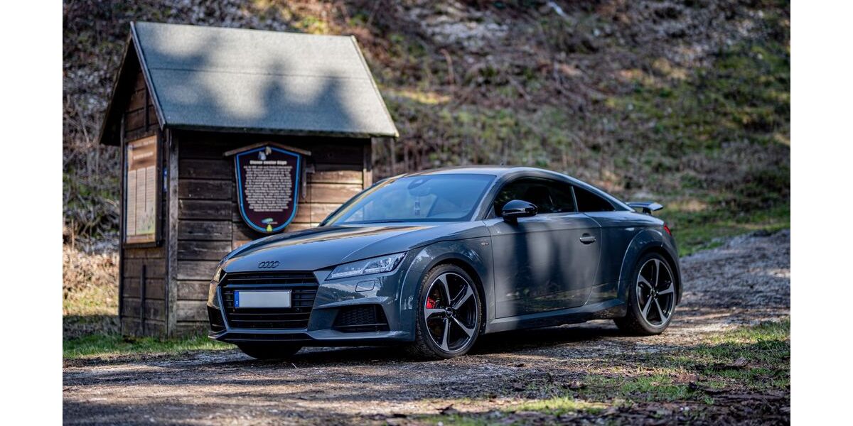 Audi TT 137.500 km 22.900 &euro; Verden 27283