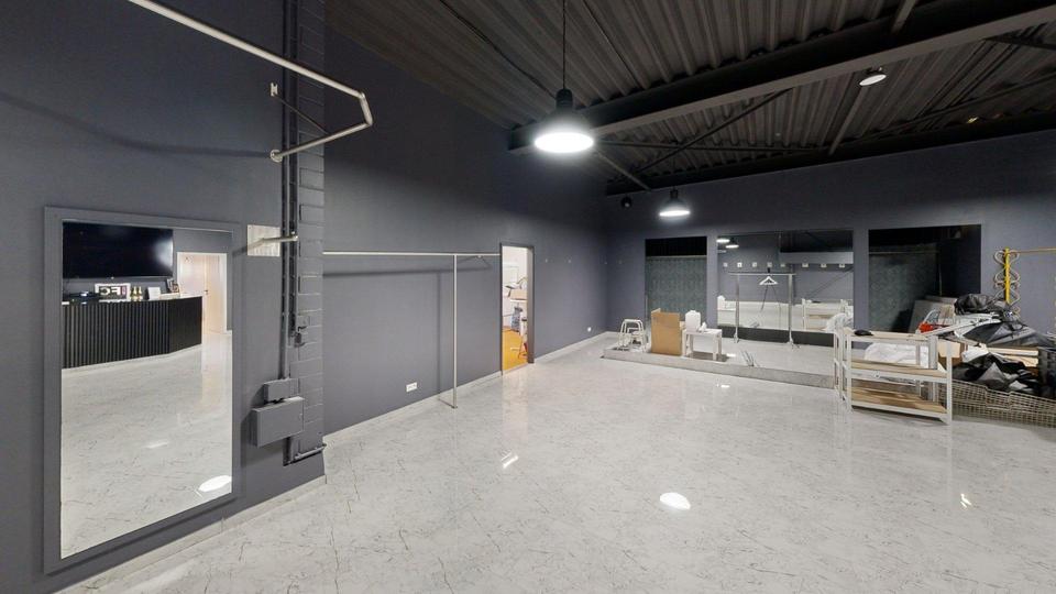 Hannover Laatzen - Gewerbefläche bzw Lager Aktenlager mit 340 m² zu vermieten, Küche, WC zimmer