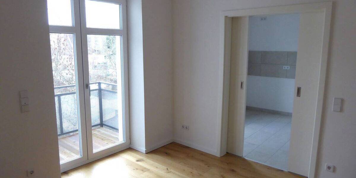 Zimmer Chemnitz Sonnenberg - 4 Zimmer, 93 m&sup2;, 700&euro; | Angebot:25985931