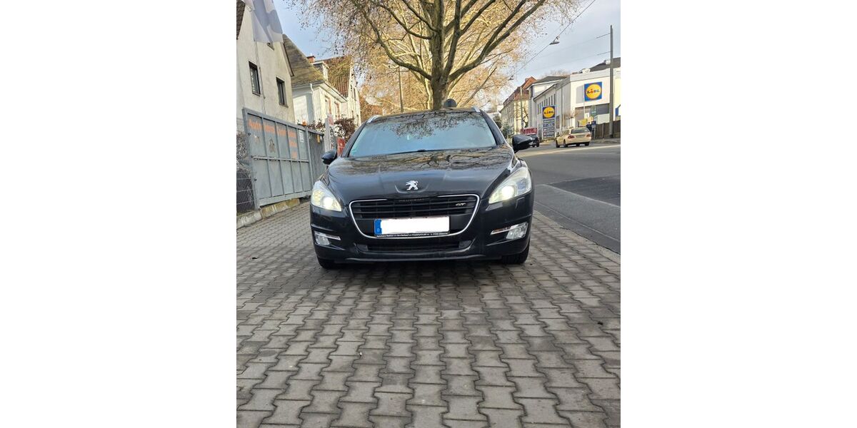 Peugeot 508 208.000 km 6.250 &euro; Offenbach 63071