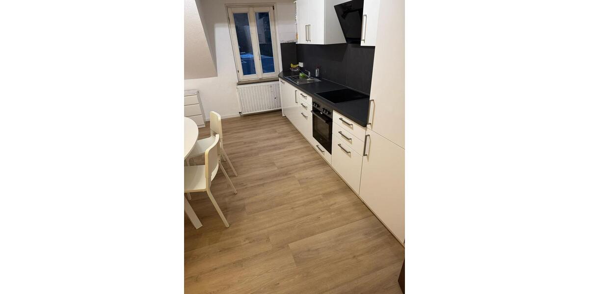 WG- Zimmer in Top Lage- 200m von der DHBW Mosbach entfernt 5 zimmer