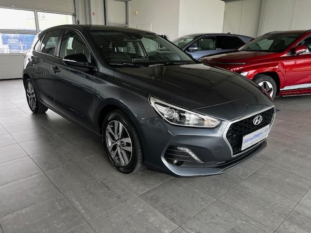 Hyundai i30 83.654 km 13.480 &euro; Lübeck 23562